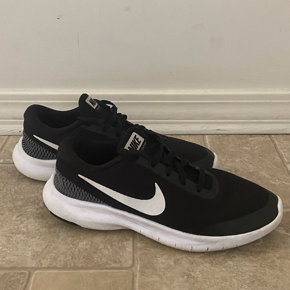 Nike Flex 7